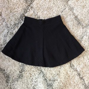 Gap skirt